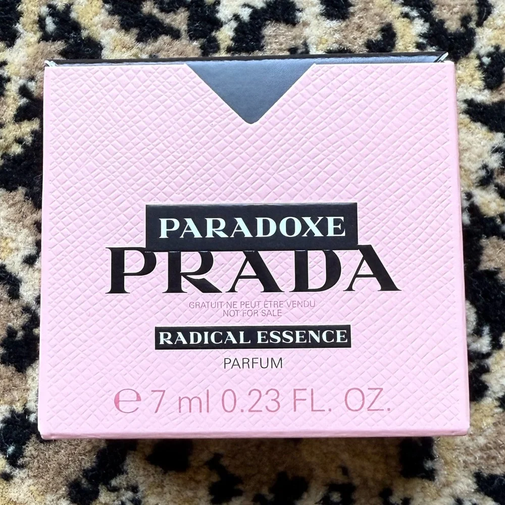 Prada Paradoxe Radical Essence mini (NIB) - Picture 3 of 3